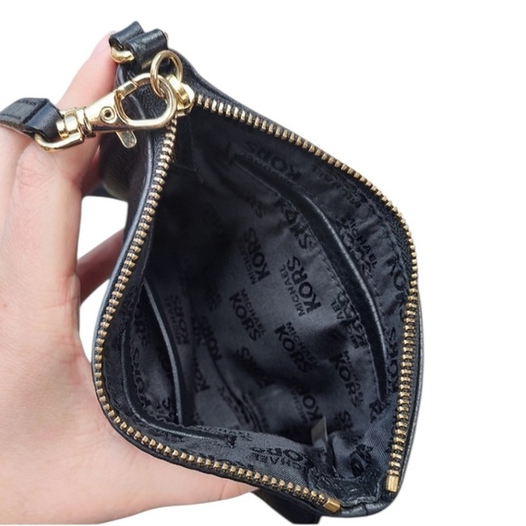 Michael Kors Fulton Black Leather Mini Bag Pebble Leather - Picture 3 of 4